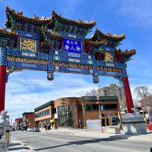 01 Gateway to Chinatown
